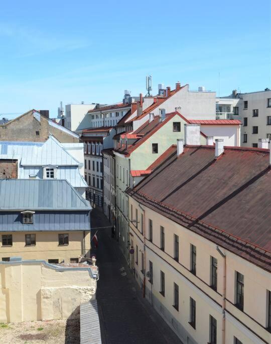 Luxury Apartment With A Balcony And View In Riga Old Town Esterno foto